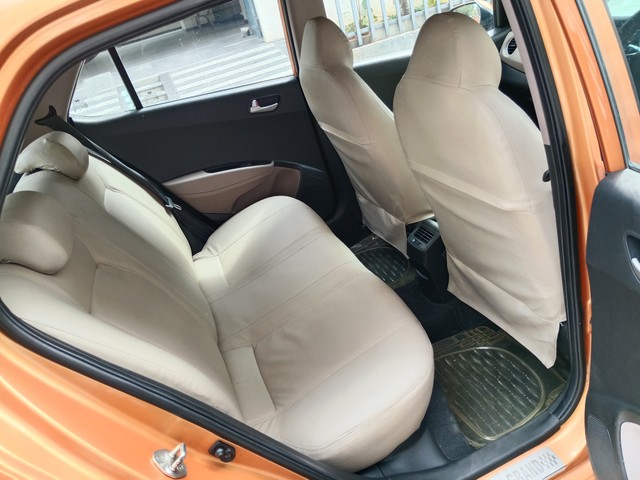 Second-hand 2013 Hyundai Grand i10 CRDi Asta for sale in Hyderabad-14