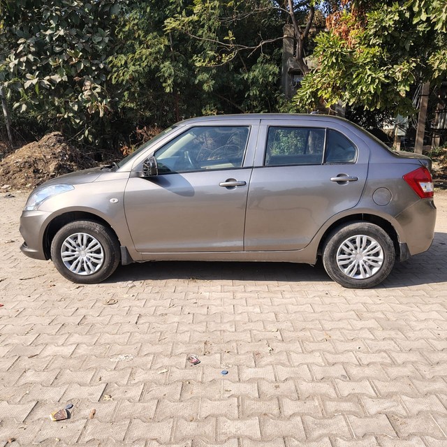 Second-hand 2015 Maruti Swift Dzire LDI for sale in Ludhiana-2