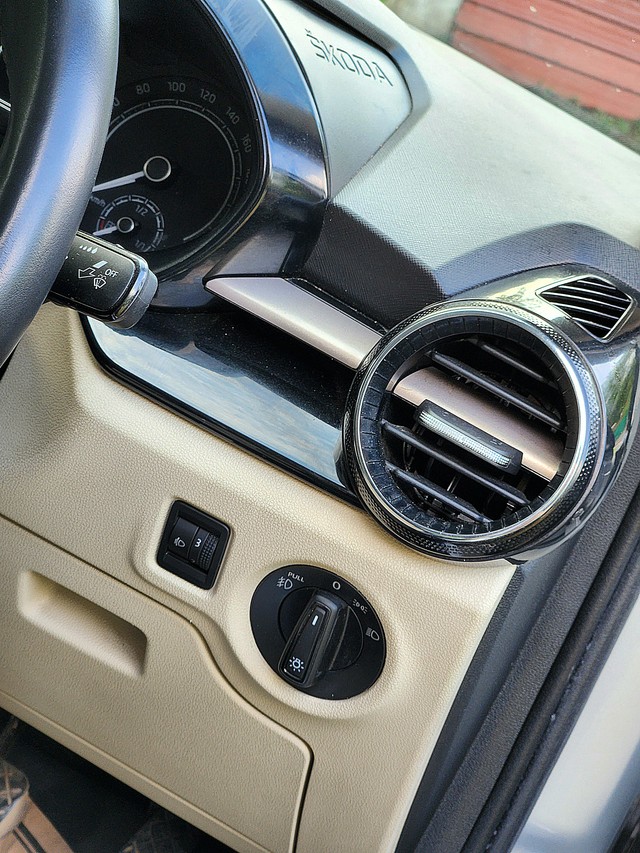 Second-hand 2023 Skoda Slavia 1.0 TSI Ambition BSVI for sale in New Delhi-11