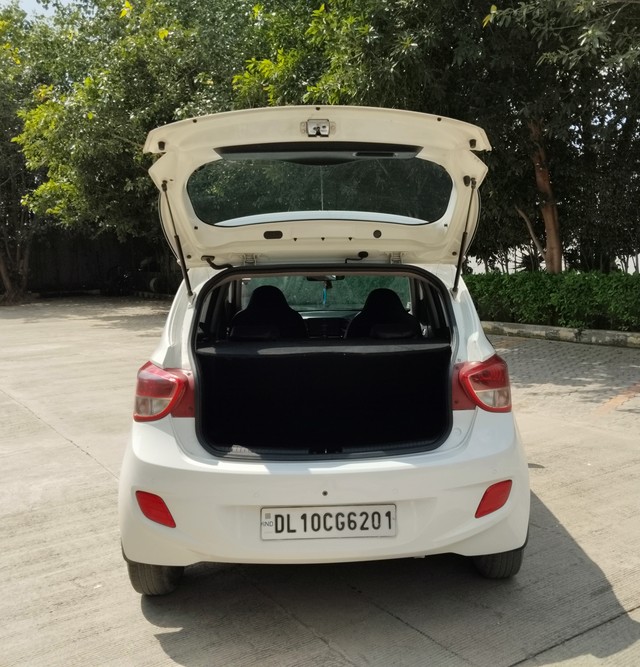 Hyundai Grand i10 Asta Option Second-hand 2015 Hyundai Grand i10 Asta Option for sale in Faridabad-10