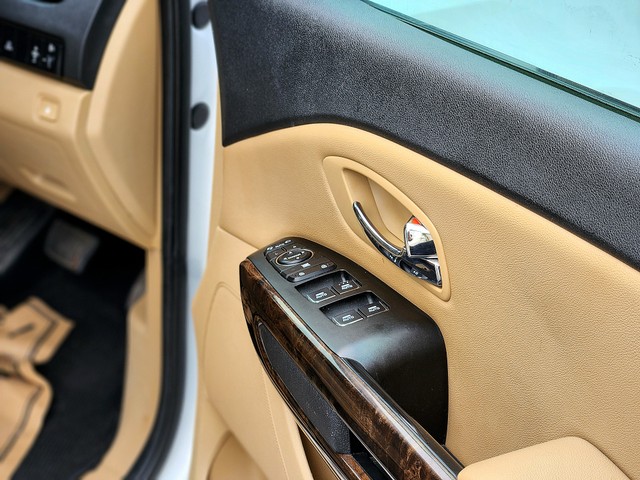 Second-hand 2022 Kia Carnival Limousine Plus for sale in New Delhi-19