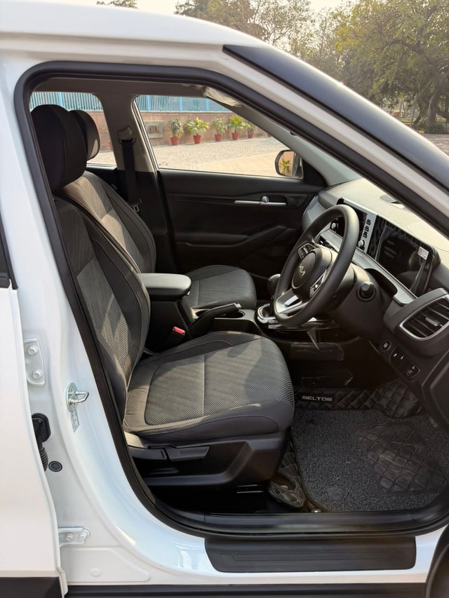 Second-hand 2024 Kia Seltos HTK for sale in New Delhi-13