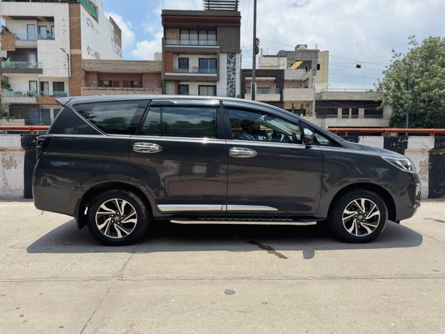 Second-hand 2021 Toyota Innova Crysta 2.4 GX 7 STR AT for sale in New Delhi-1