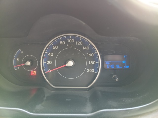 Second-hand 2012 Hyundai i10 Magna for sale in Hyderabad-11