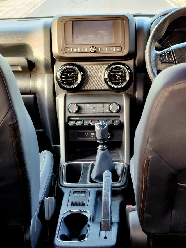 Second-hand 2024 Mahindra Thar LX Hard Top Diesel RWD for sale in New Delhi-16