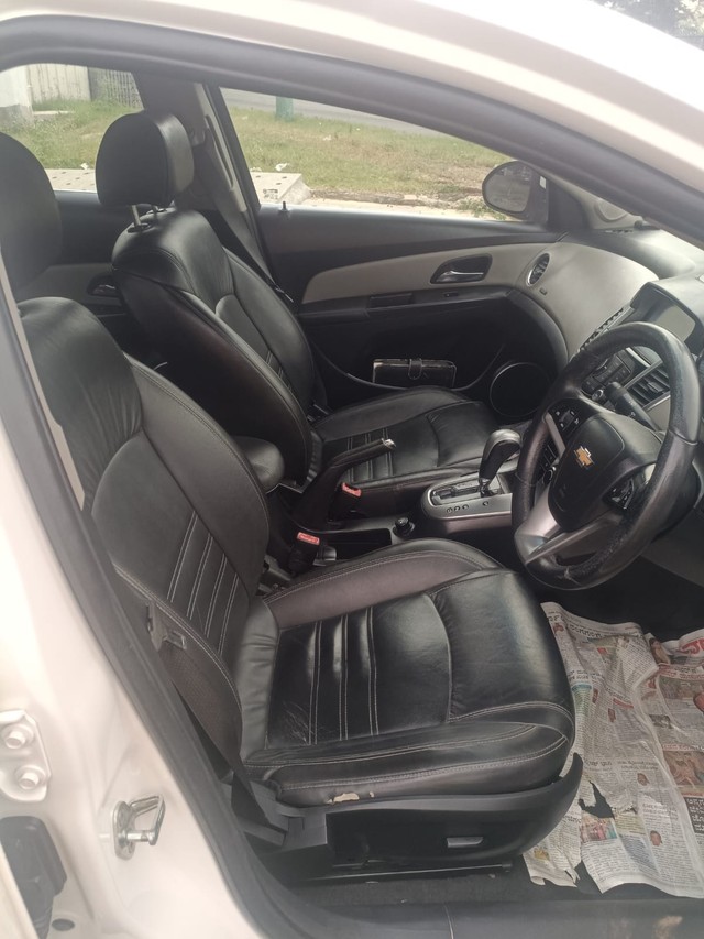 Second-hand 2012 Chevrolet Cruze LTZ AT for sale in Bangalore-5