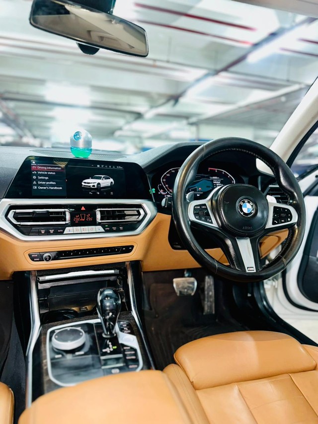 Second-hand 2021 BMW 3 Series 330i M Sport for sale in Mumbai-13