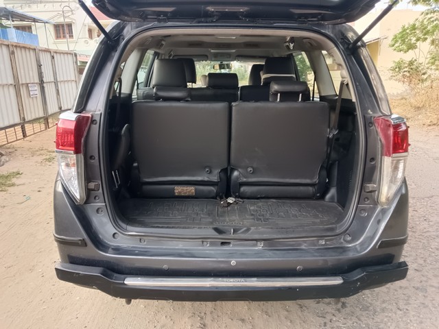 Second-hand 2016 Toyota Innova 2.5 G (Diesel) 7 Seater BS IV for sale in Erode-8