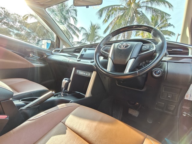 Second-hand 2019 Toyota Innova Crysta 2.8 GX AT BSIV for sale in Mumbai-15