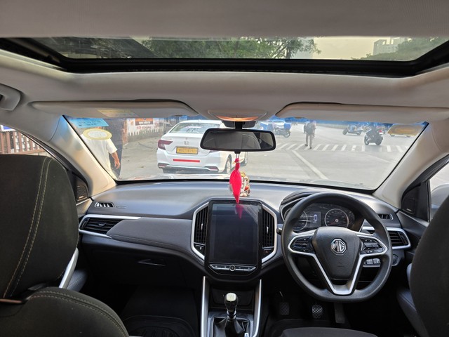 Second-hand 2021 MG Hector Shine MT for sale in Mumbai-21