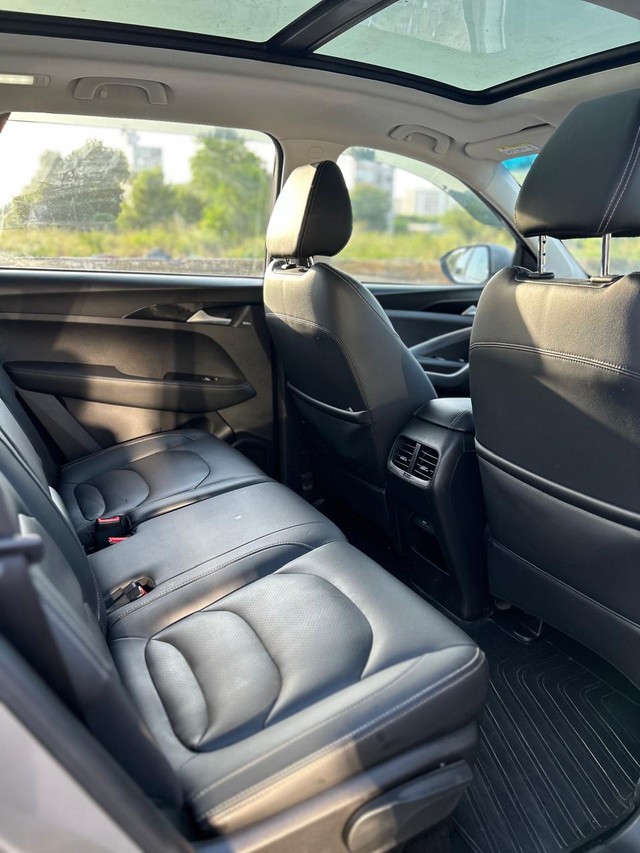 Second-hand 2020 MG Hector Sharp DCT for sale in New Delhi-8