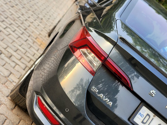 Second-hand 2022 Skoda Slavia 1.0 TSI Ambition AT BSVI for sale in New Delhi-28