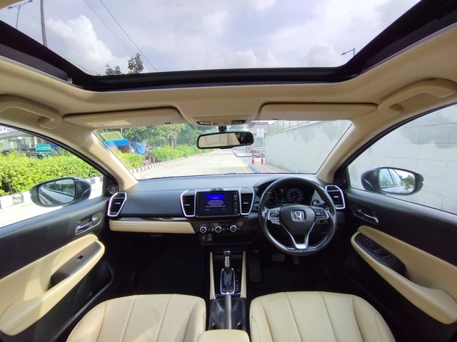 Second-hand 2021 Honda City ZX CVT for sale in New Delhi-8