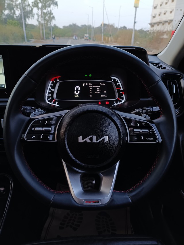 Second-hand 2023 Kia Sonet GTX Plus Turbo DCT for sale in New Delhi-14