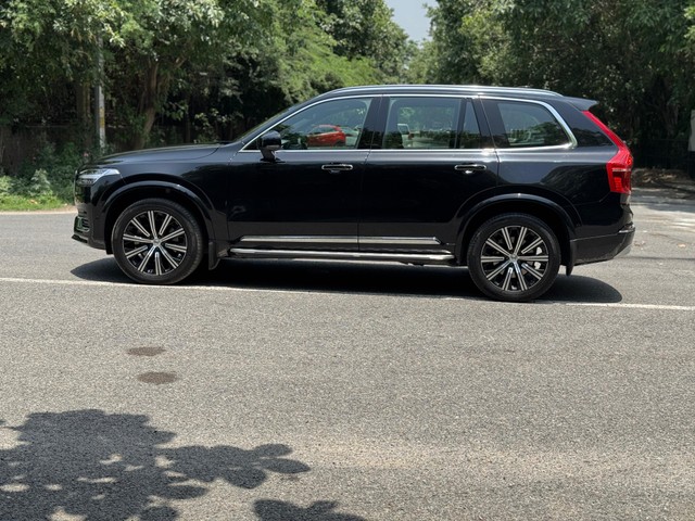 Second-hand 2022 Volvo XC90 B6 Inscription 7STR for sale in New Delhi-3