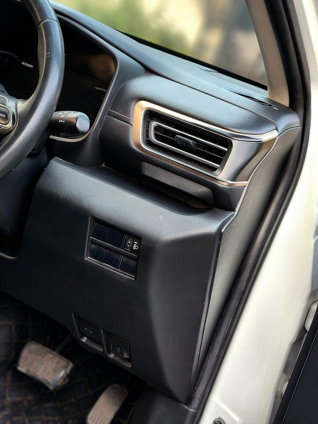 Second-hand 2024 Maruti Invicto Zeta Plus 7Str for sale in New Delhi-36