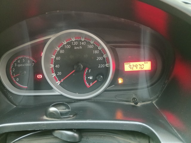 Second-hand 2015 Ford Figo Diesel ZXI for sale in Hyderabad-7