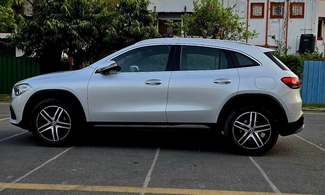 Second-hand 2021 Mercedes-Benz GLA 200 BSVI for sale in New Delhi-2