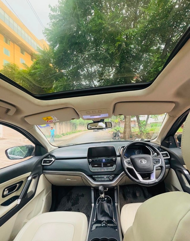 Second-hand 2022 Tata Safari XZ Plus 6 Str Adventure Edition BSVI for sale in Indore-6