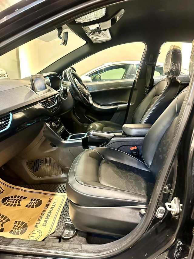 Second-hand 2022 Tata Nexon EV XZ Plus Dark Edition for sale in New Delhi-10