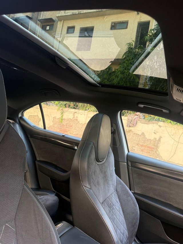 Second-hand 2021 Skoda Superb Sportline BSVI for sale in New Delhi-11