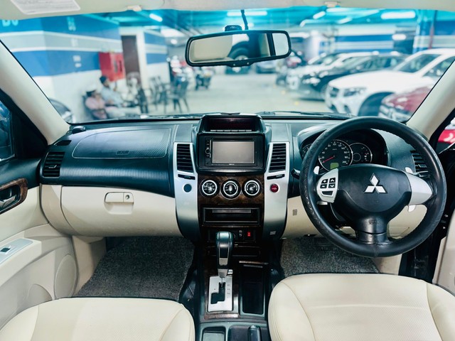 Mitsubishi Pajero Sport 4X2 AT Second-hand 2015 Mitsubishi Pajero Sport 4X2 AT for sale in Mumbai-3