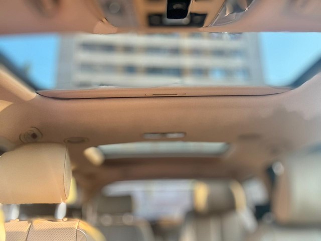 Second-hand 2023 Kia Carnival Limousine Plus for sale in Surat-7