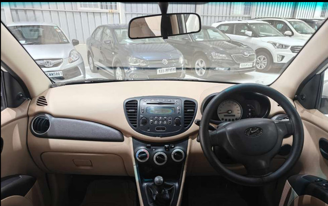 Second-hand 2009 Hyundai i10 Magna 1.2 for sale in Bangalore-8