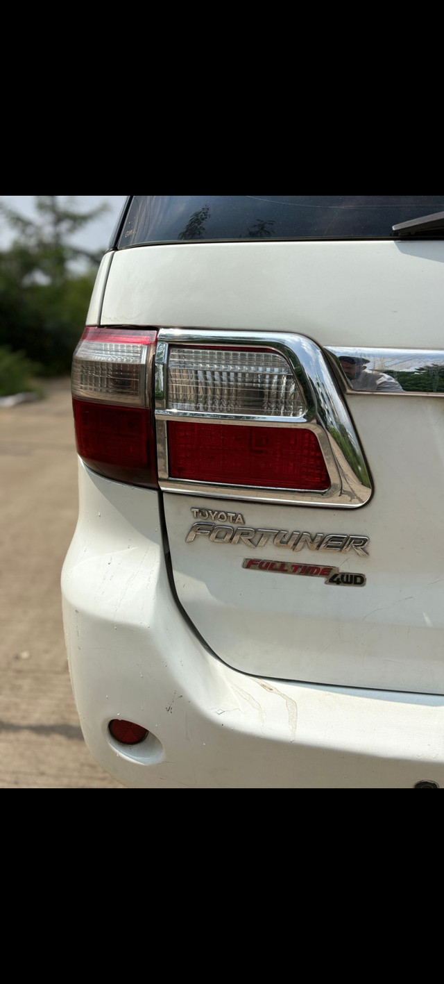 Toyota Fortuner 3.0 Diesel Second-hand 2011 Toyota Fortuner 3.0 Diesel for sale in Bhopal-7