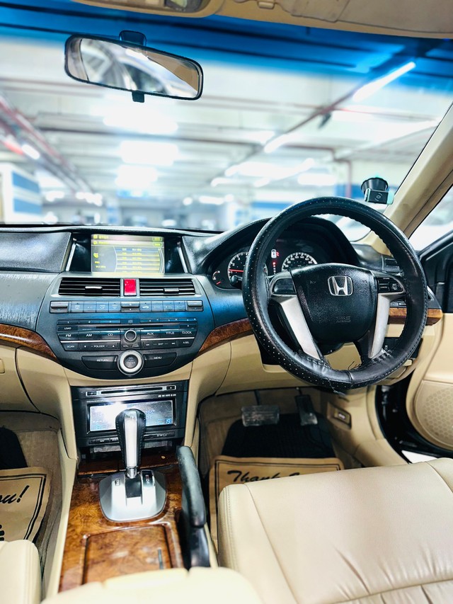 Honda New Accord 2.4 A/T Second-hand 2013 Honda New Accord 2.4 A/T for sale in Mumbai-7