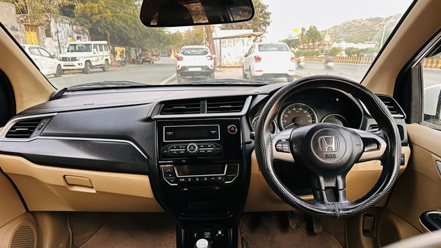 Second-hand 2017 Honda Amaze SX i VTEC for sale in Ajmer-4