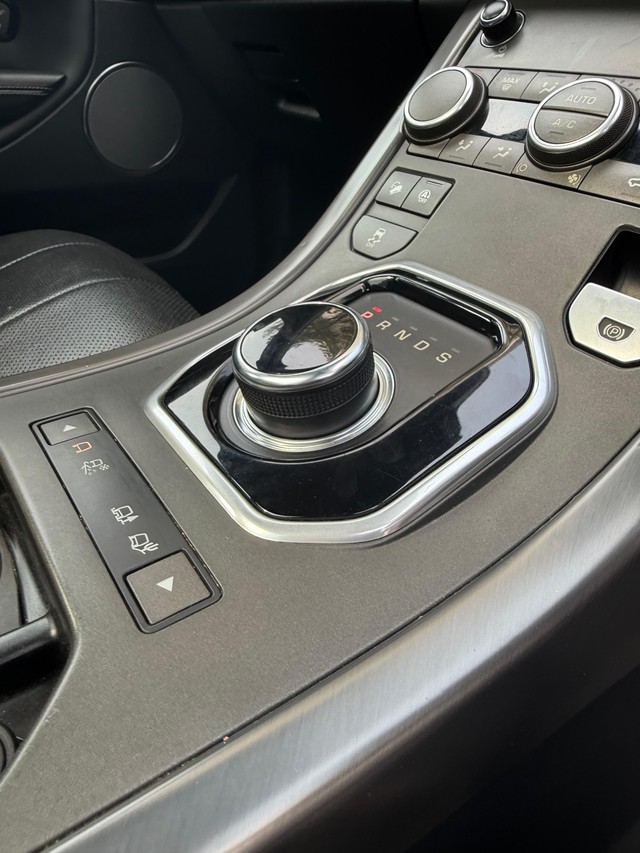 Second-hand 2019 Land Rover Range Rover Evoque 2.0 TD4 HSE Dynamic for sale in Hyderabad-11