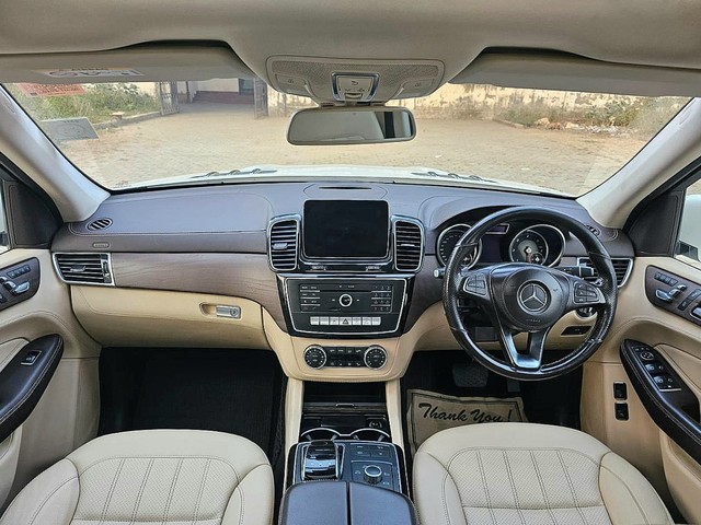 Second-hand 2019 Mercedes-Benz GLS 350d Grand Edition for sale in New Delhi-15