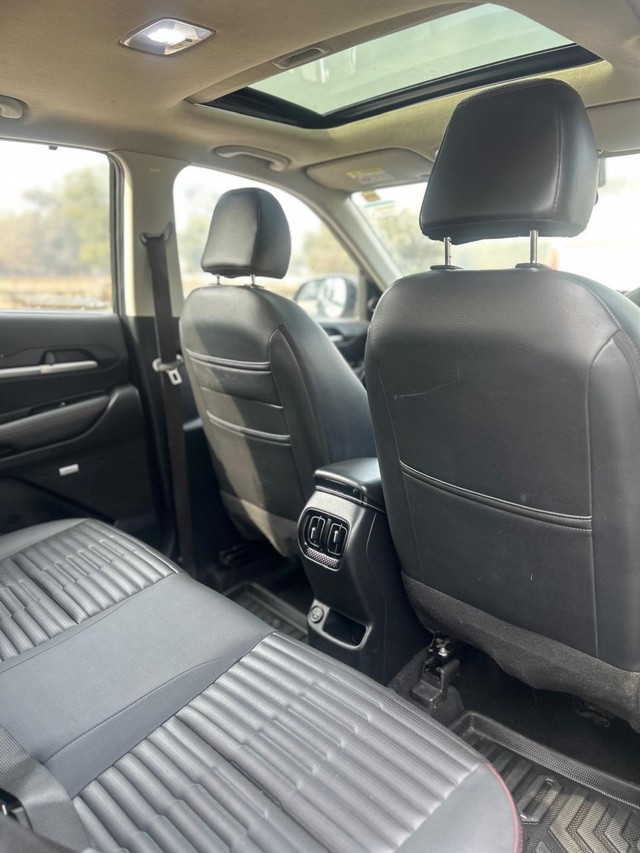 Second-hand 2023 Kia Sonet GTX Plus Diesel BSVI for sale in New Delhi-10