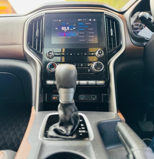 Second-hand 2024 Mahindra Scorpio N Z8 Diesel AT for sale in New Delhi-7