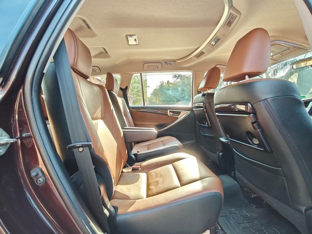 Second-hand 2019 Toyota Innova Crysta 2.8 GX AT BSIV for sale in Mumbai-13