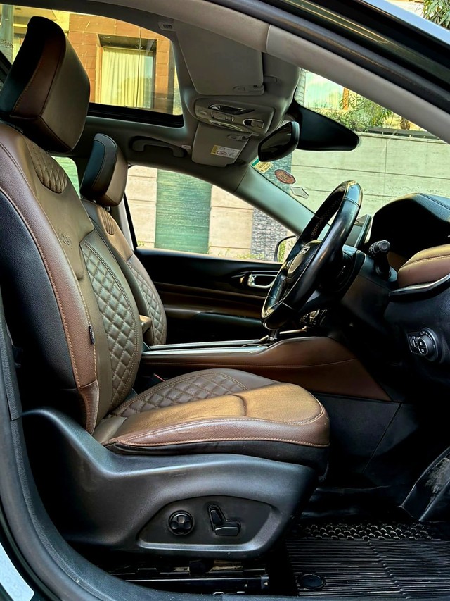 Second-hand 2022 Jeep Meridian Limited Opt AT BSVI for sale in New Delhi-16