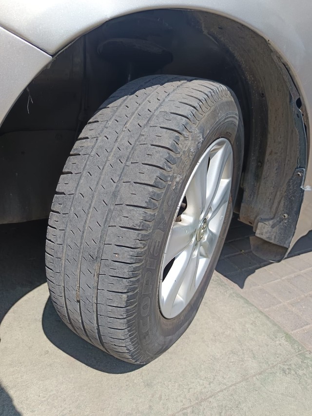 Toyota Corolla Altis G Second-hand 2010 Toyota Corolla Altis G for sale in Pune-7