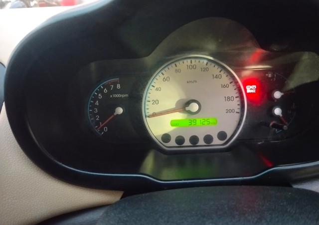 Second-hand 2010 Hyundai i10 Magna for sale in Patna-7