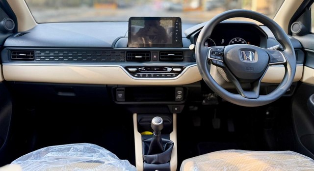 Honda Amaze VX Second-hand 2025 Honda Amaze VX for sale in New Delhi-9