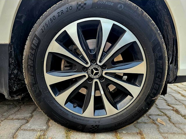 Second-hand 2019 Mercedes-Benz GLS 350d Grand Edition for sale in New Delhi-7
