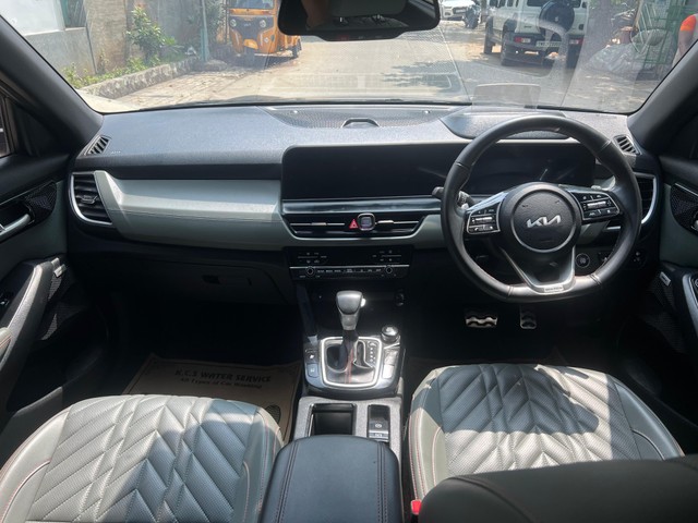 Second-hand 2023 Kia Seltos X-Line Diesel AT for sale in Chennai-5