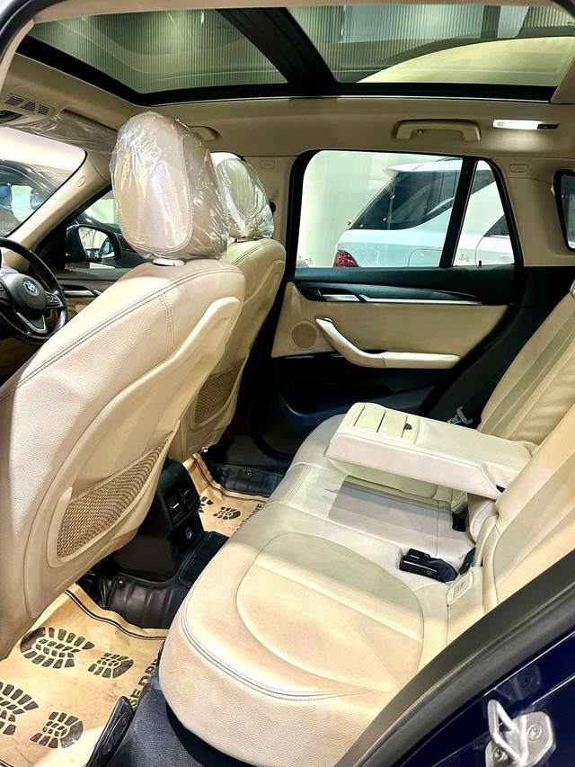 Second-hand 2017 BMW X5 xDrive 30d Design Pure Experience 5 Seater for sale in New Delhi-10