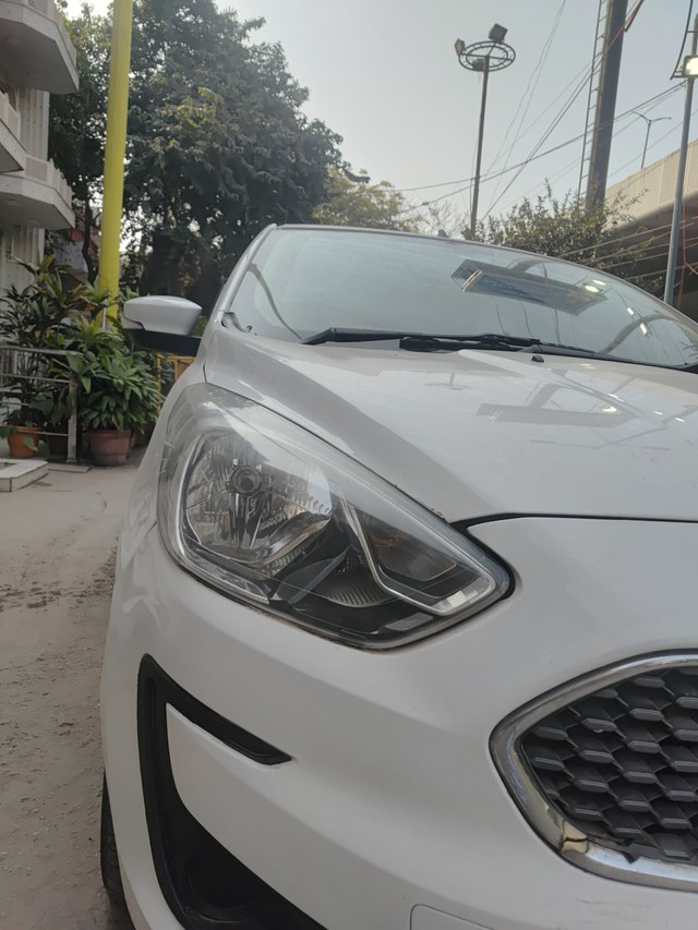 Second-hand 2020 Ford Figo Titanium Diesel for sale in New Delhi-4