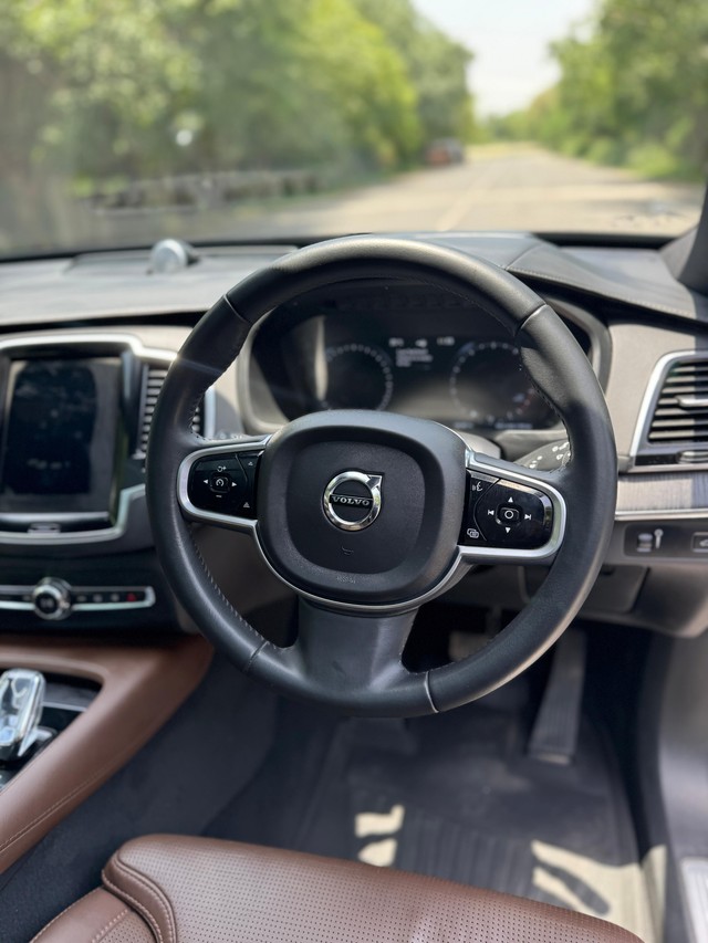 Second-hand 2022 Volvo XC90 B6 Inscription 7STR for sale in New Delhi-10