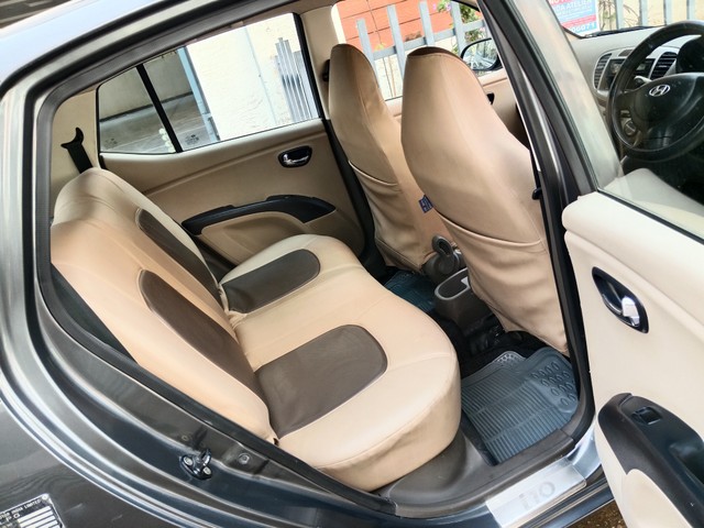 Second-hand 2012 Hyundai i10 Magna for sale in Hyderabad-14