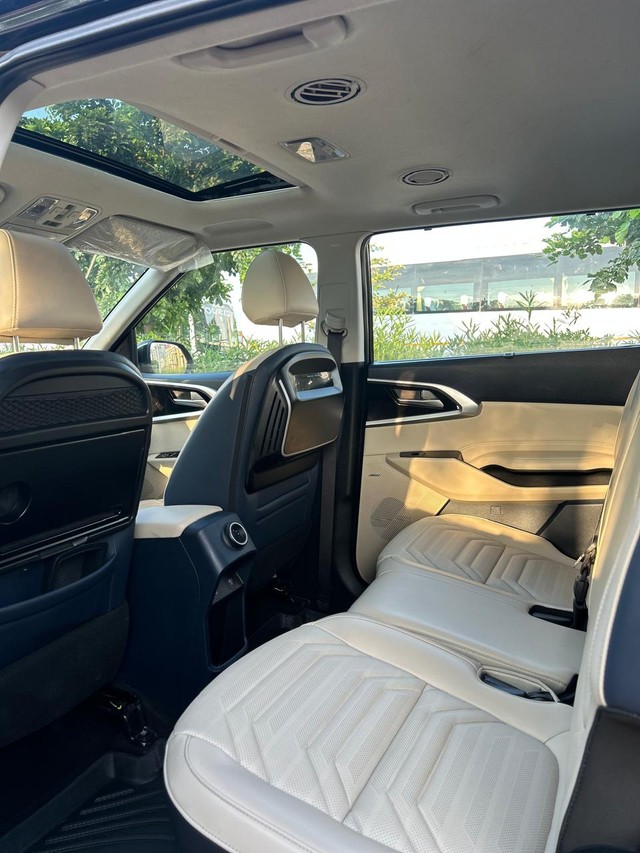 Second-hand 2024 Kia Carens Luxury Plus Diesel for sale in New Delhi-11