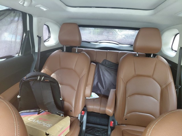 Second-hand 2021 MG Hector Plus Sharp Diesel MT for sale in New Delhi-8