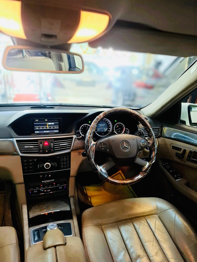 Second-hand 2011 Mercedes-Benz E-Class E350 Petrol for sale in Thane-12