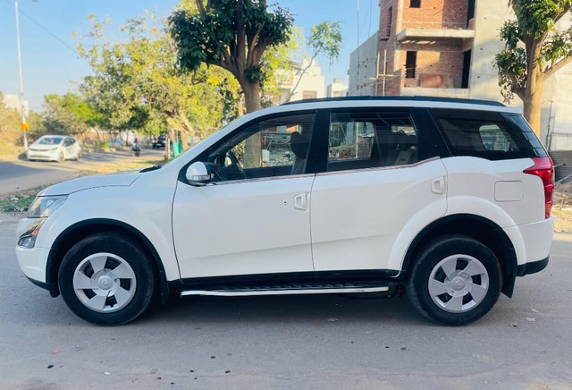 Second-hand 2017 Mahindra XUV500 W6 1.99 mHawk for sale in Jaipur-3